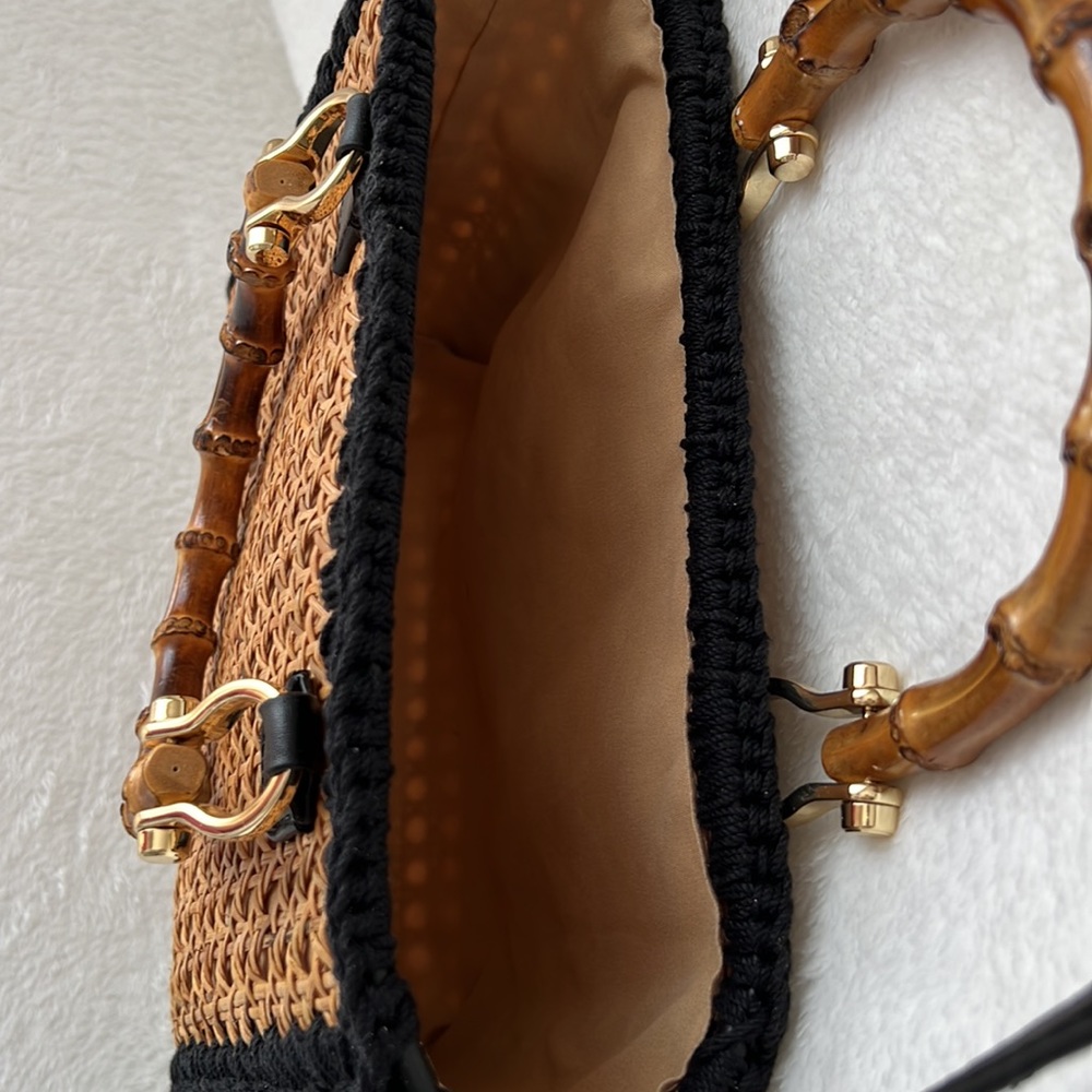 Lilly Pulitzer Tan and Black Woven Bag - Picture 4 of 7